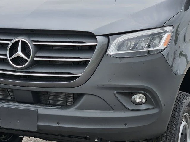2025 Mercedes-Benz VS30 Sprinter - Image 6 of 12