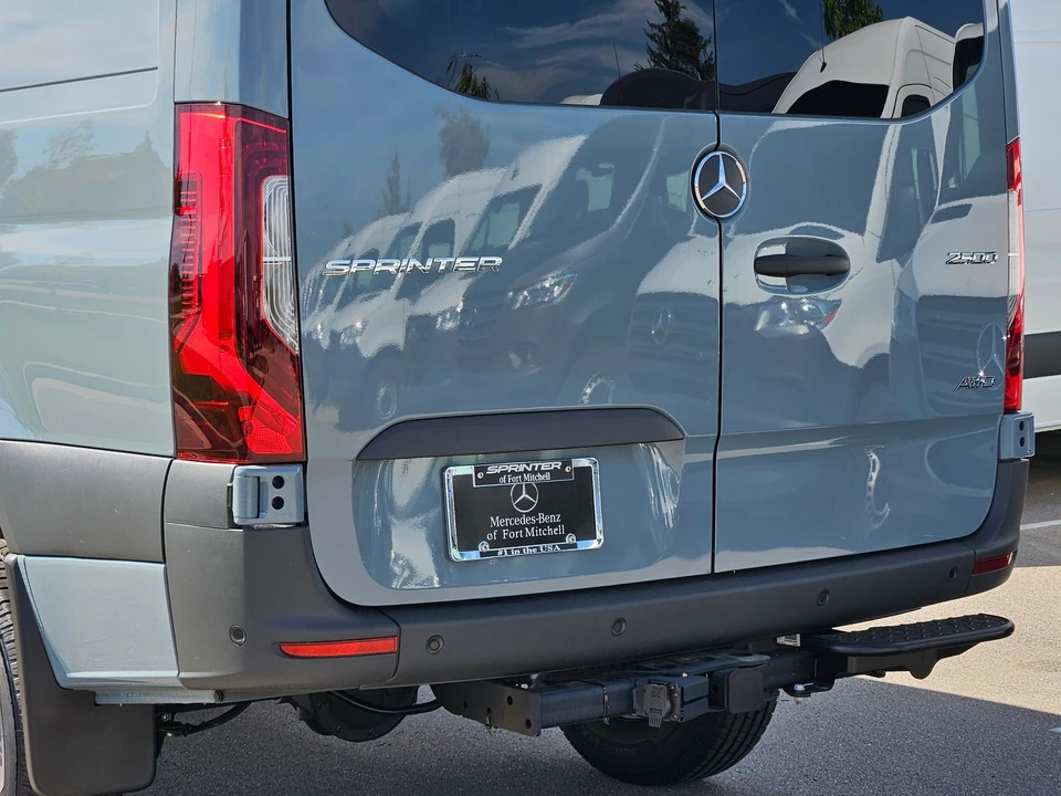 2025 Mercedes-Benz VS30 Sprinter - Image 10 of 12