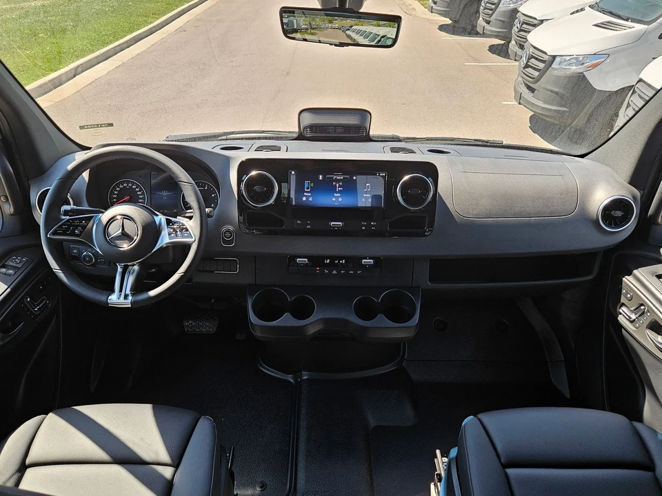 2025 Mercedes-Benz VS30 Sprinter - Image 12 of 12