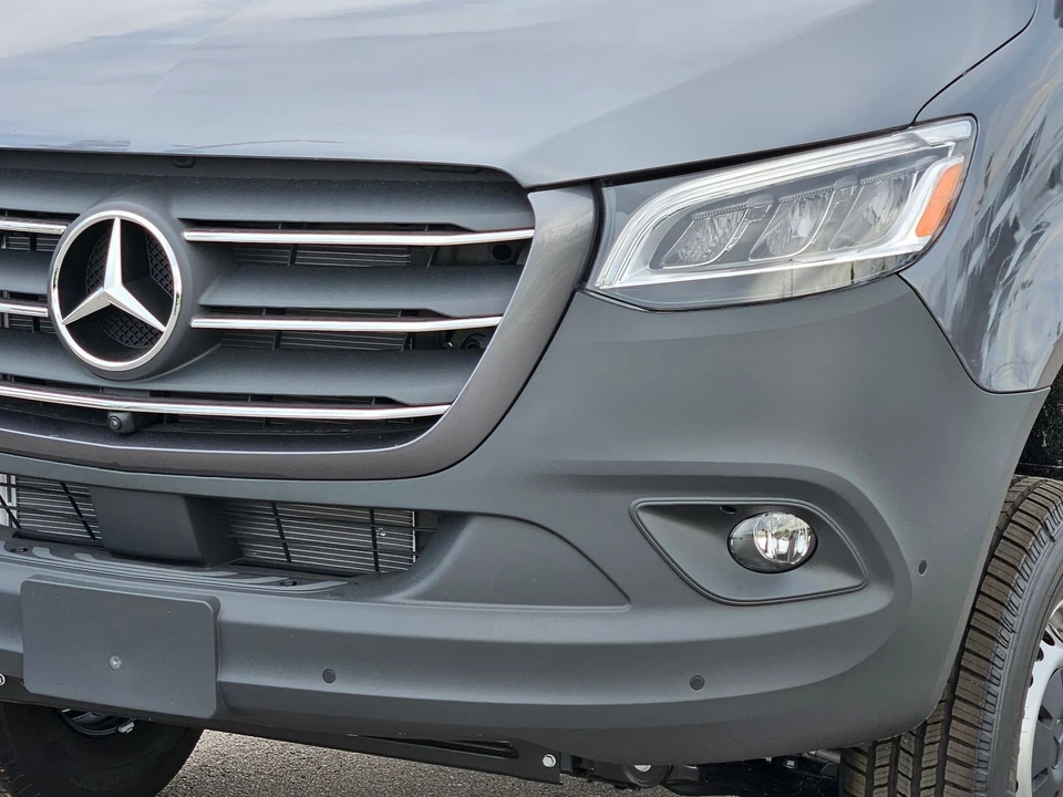 2025 Mercedes-Benz VS30 Sprinter - Image 7 of 12