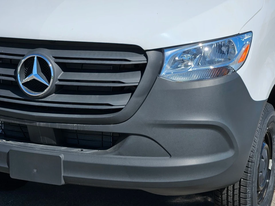 2025 Mercedes-Benz VS30 Sprinter - Image 7 of 12