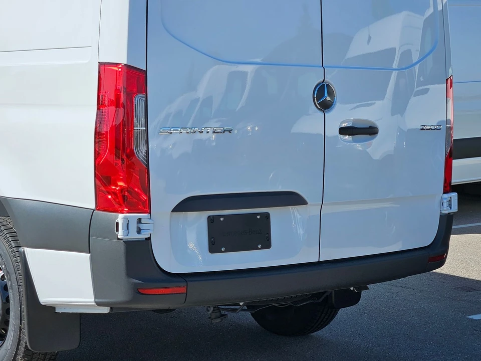 2025 Mercedes-Benz VS30 Sprinter - Image 10 of 12