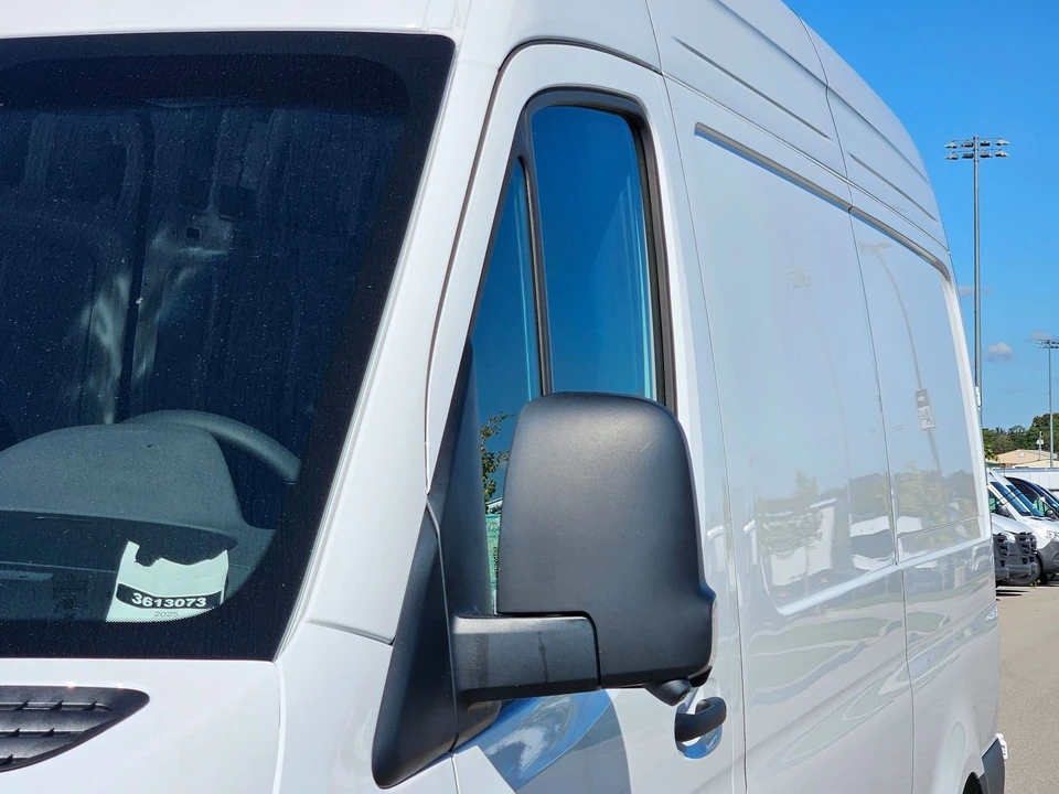 2025 Mercedes-Benz VS30 Sprinter - Image 8 of 12