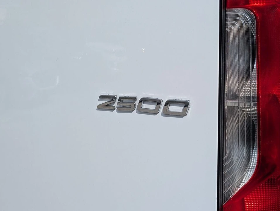 2025 Mercedes-Benz VS30 Sprinter - Image 13 of 21