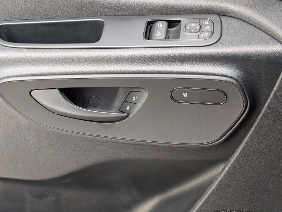 2025 Mercedes-Benz VS30 Sprinter - Image 21 of 21