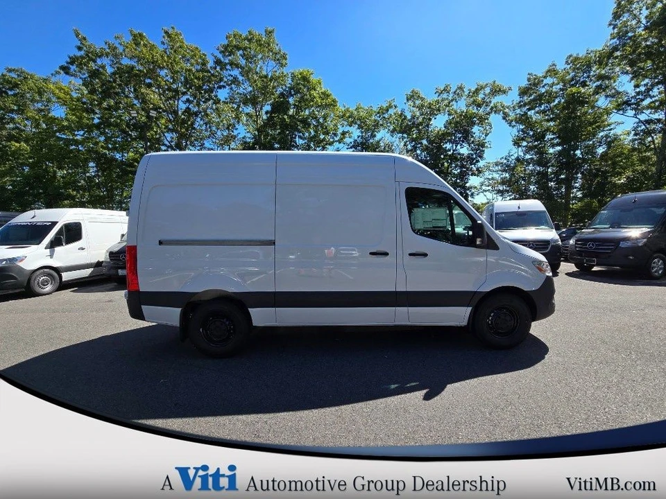 2025 Mercedes-Benz VS30 Sprinter - Image 9 of 14