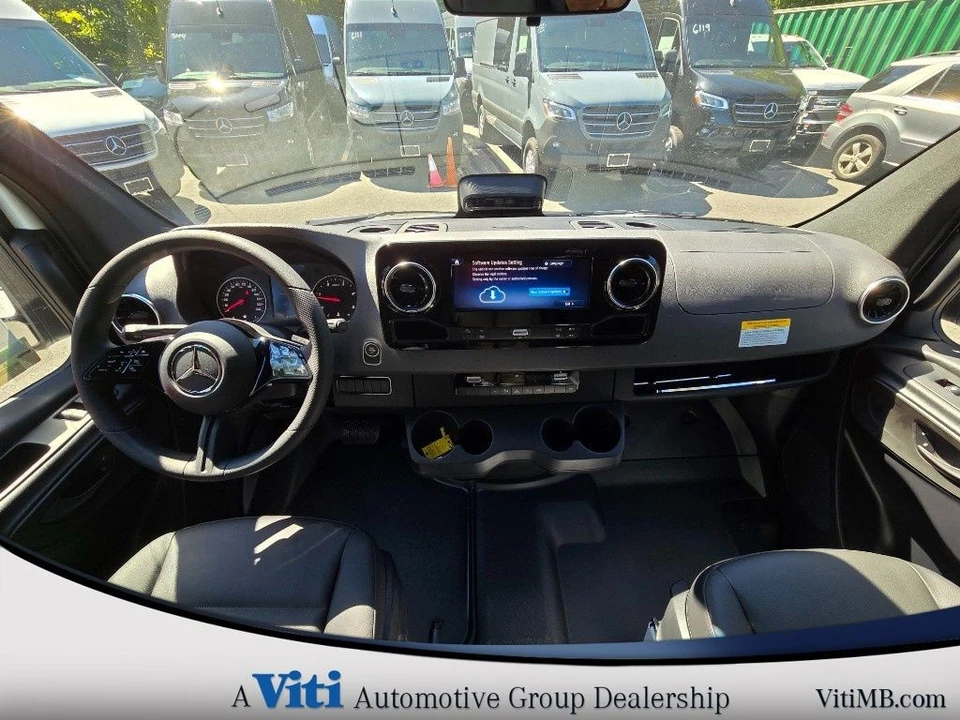2025 Mercedes-Benz VS30 Sprinter - Image 2 of 14