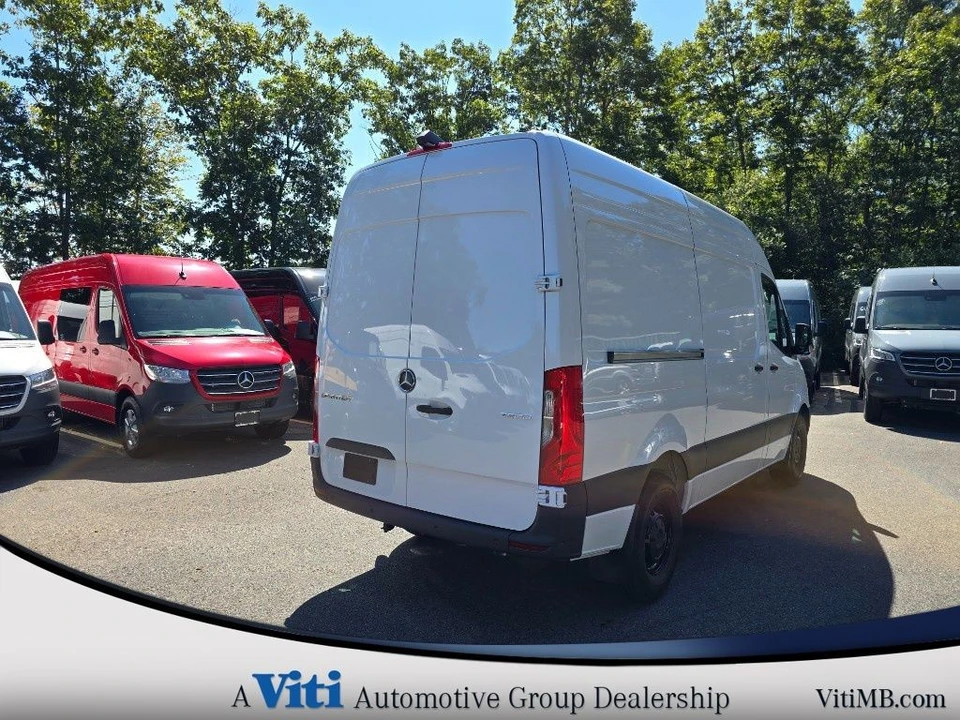2025 Mercedes-Benz VS30 Sprinter - Image 8 of 14