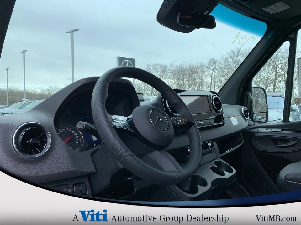 2025 Mercedes-Benz VS30 Sprinter - Image 12 of 20