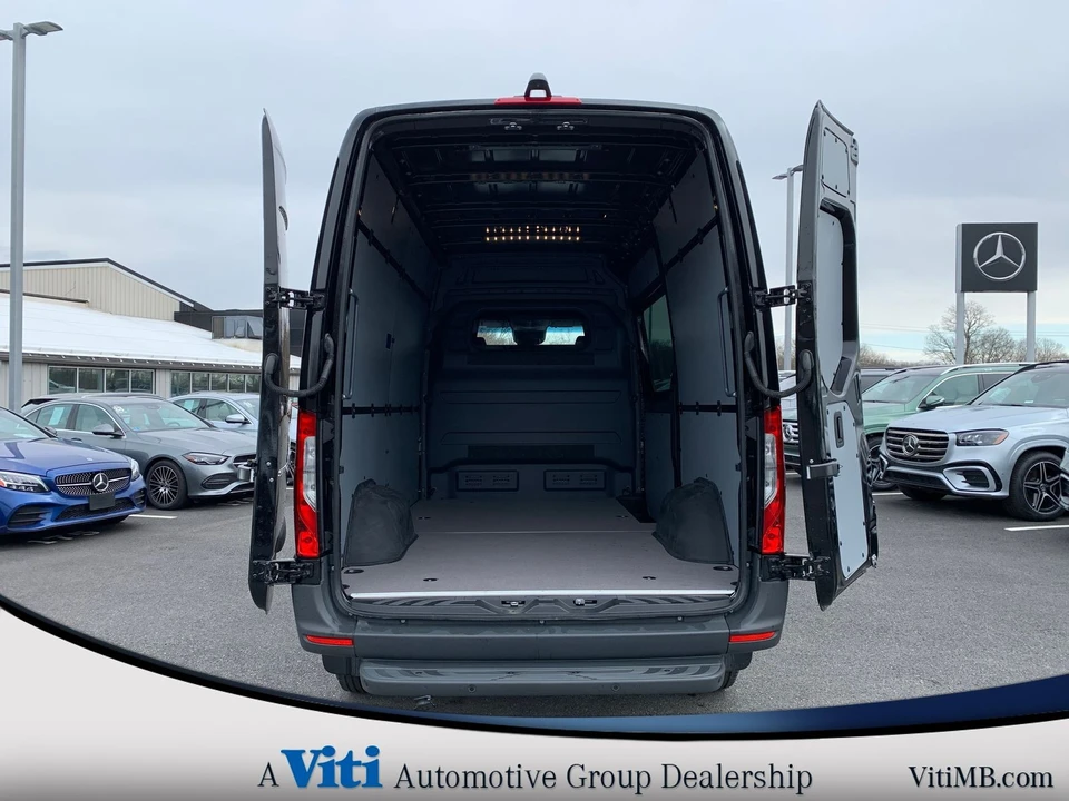 2025 Mercedes-Benz VS30 Sprinter - Image 15 of 20