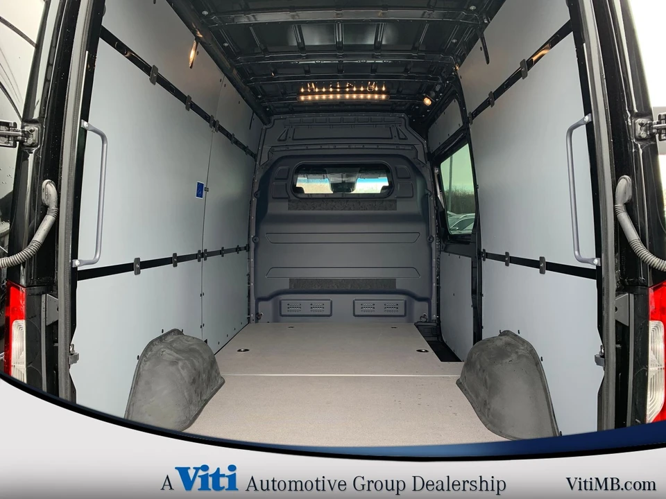 2025 Mercedes-Benz VS30 Sprinter - Image 16 of 20