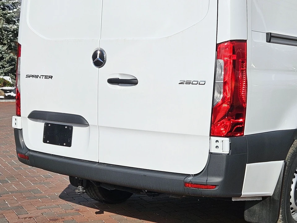 2025 Mercedes-Benz VS30 Sprinter - Image 10 of 12
