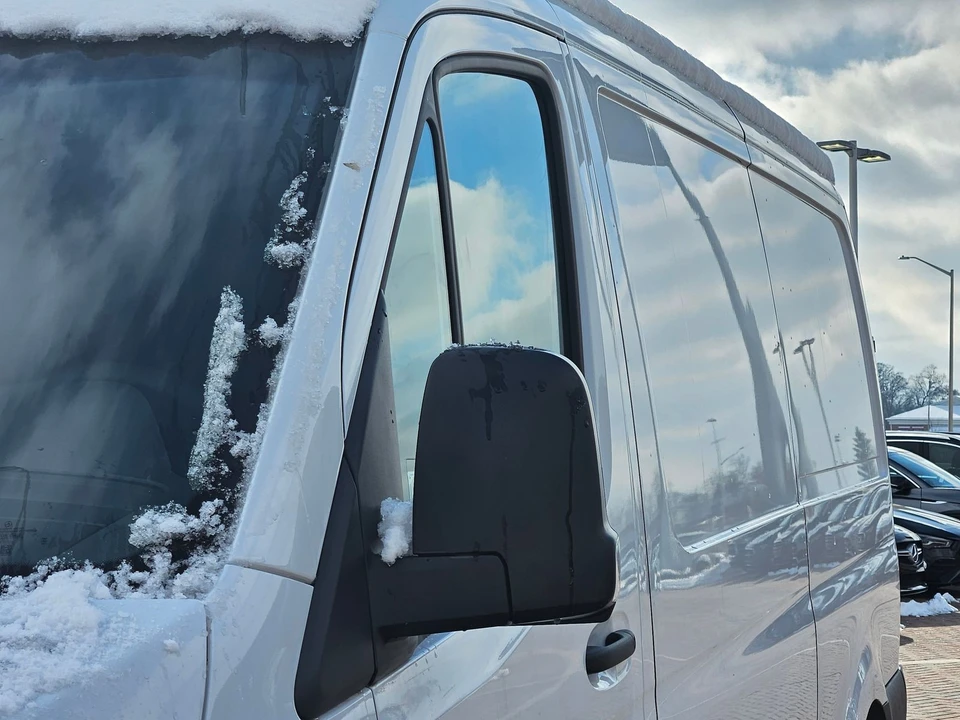 2025 Mercedes-Benz VS30 Sprinter - Image 8 of 12