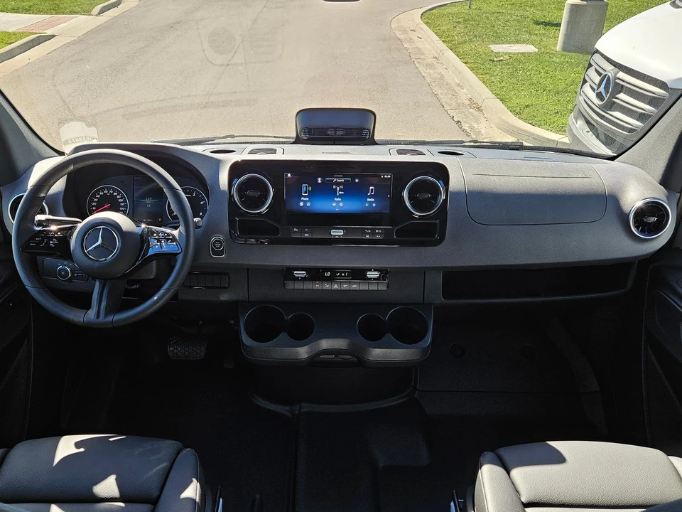 2025 Mercedes-Benz VS30 Sprinter - Image 12 of 12