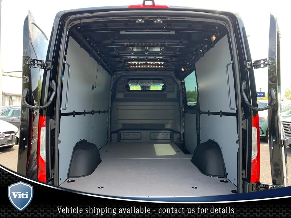 2025 Mercedes-Benz VS30 Sprinter - Image 18 of 21