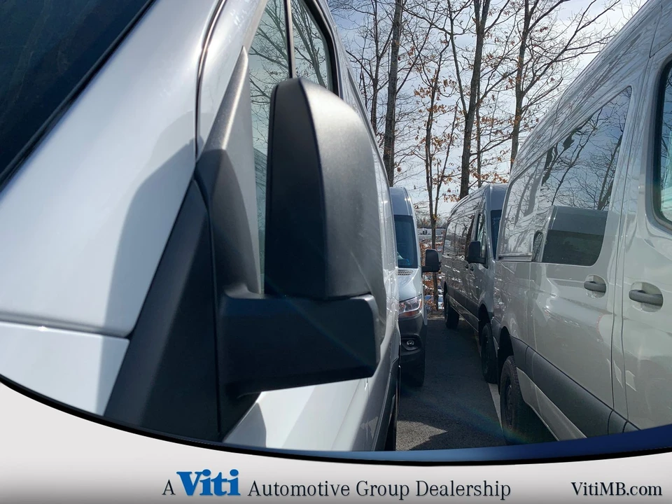 2025 Mercedes-Benz VS30 Sprinter - Image 13 of 19
