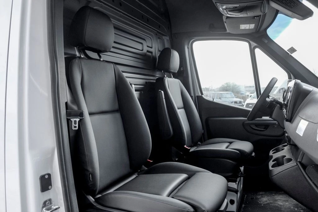 2025 Mercedes-Benz VS30 Sprinter - Image 20 of 30