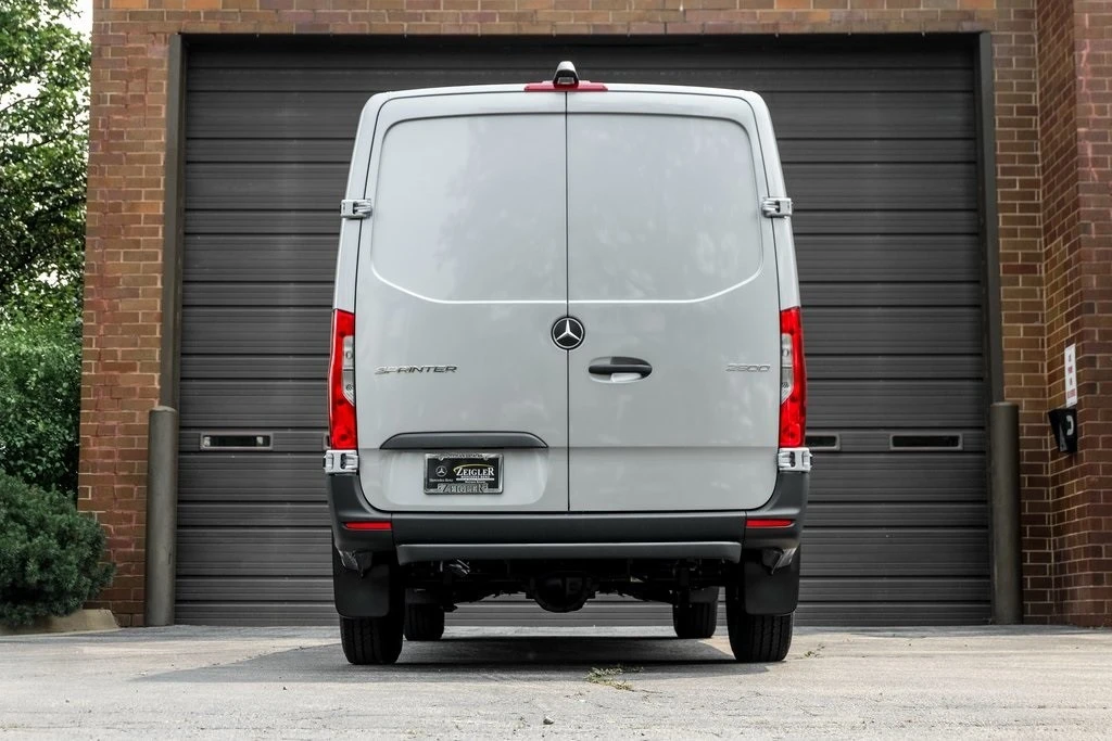 2025 Mercedes-Benz VS30 Sprinter - Image 8 of 21