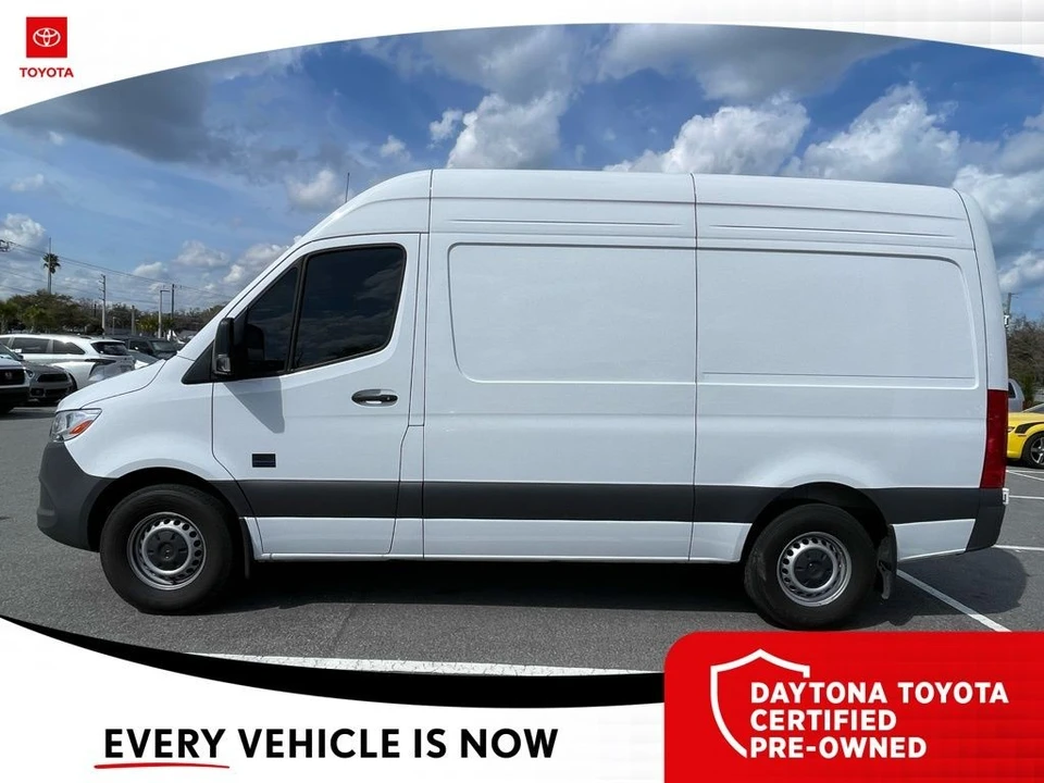2025 Mercedes-Benz VS30 Sprinter - Image 8 of 10