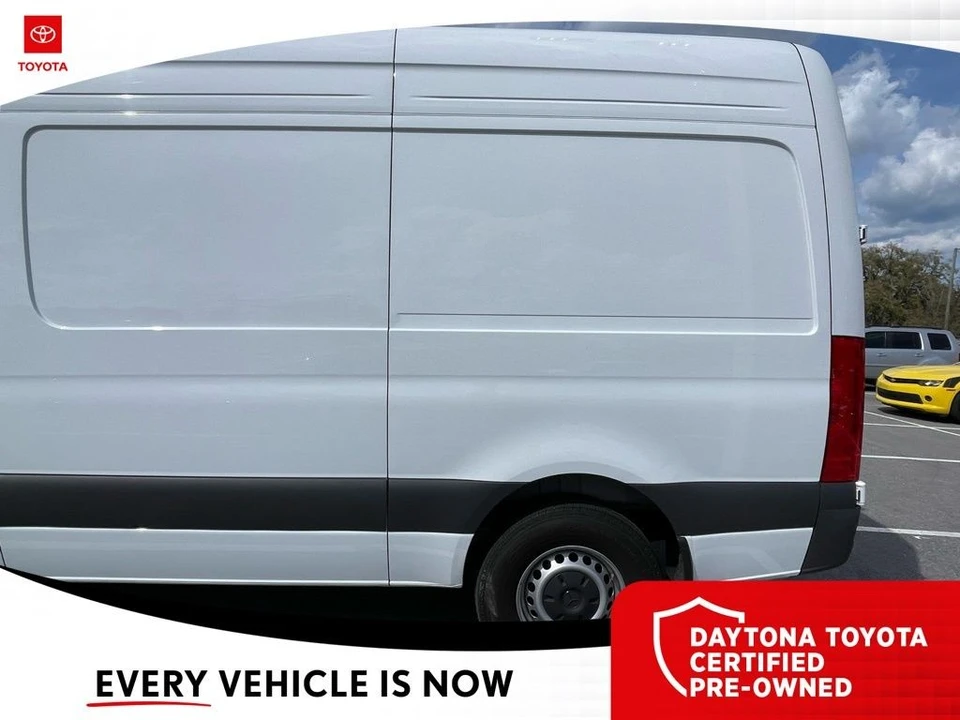 2025 Mercedes-Benz VS30 Sprinter - Image 5 of 10
