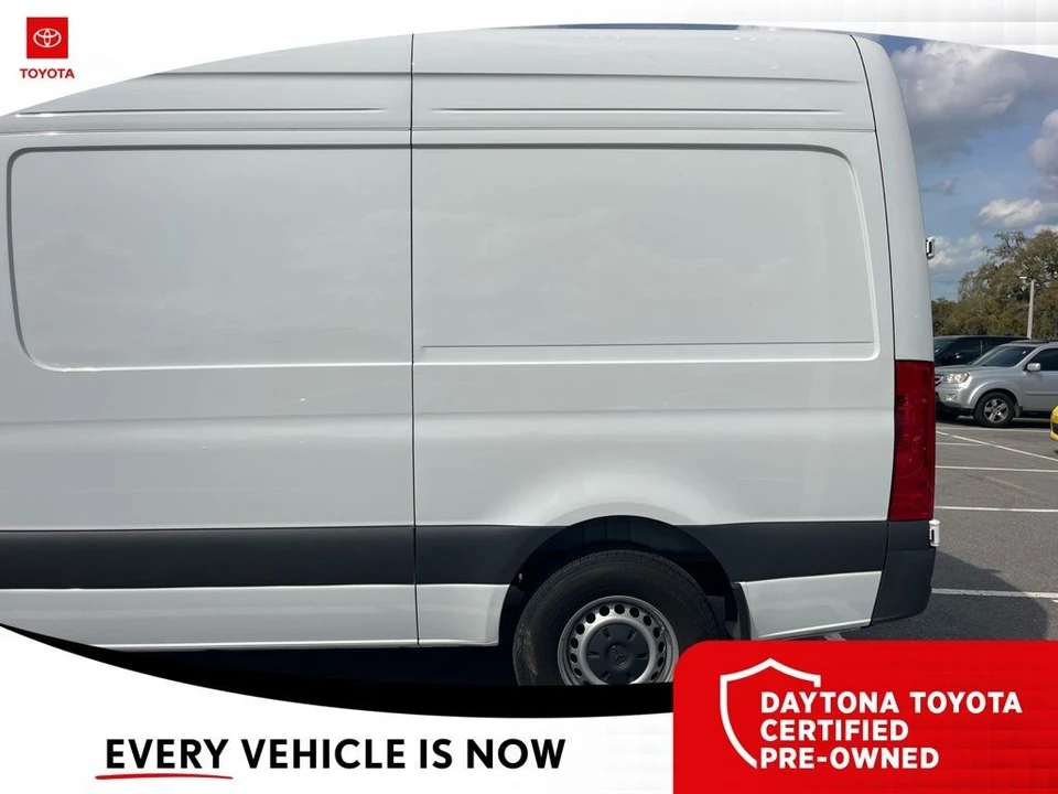 2025 Mercedes-Benz VS30 Sprinter - Image 10 of 10