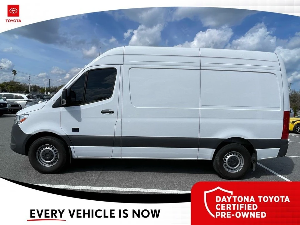 2025 Mercedes-Benz VS30 Sprinter - Image 3 of 10