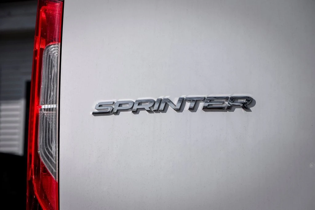 2025 Mercedes-Benz VS30 Sprinter - Image 9 of 21