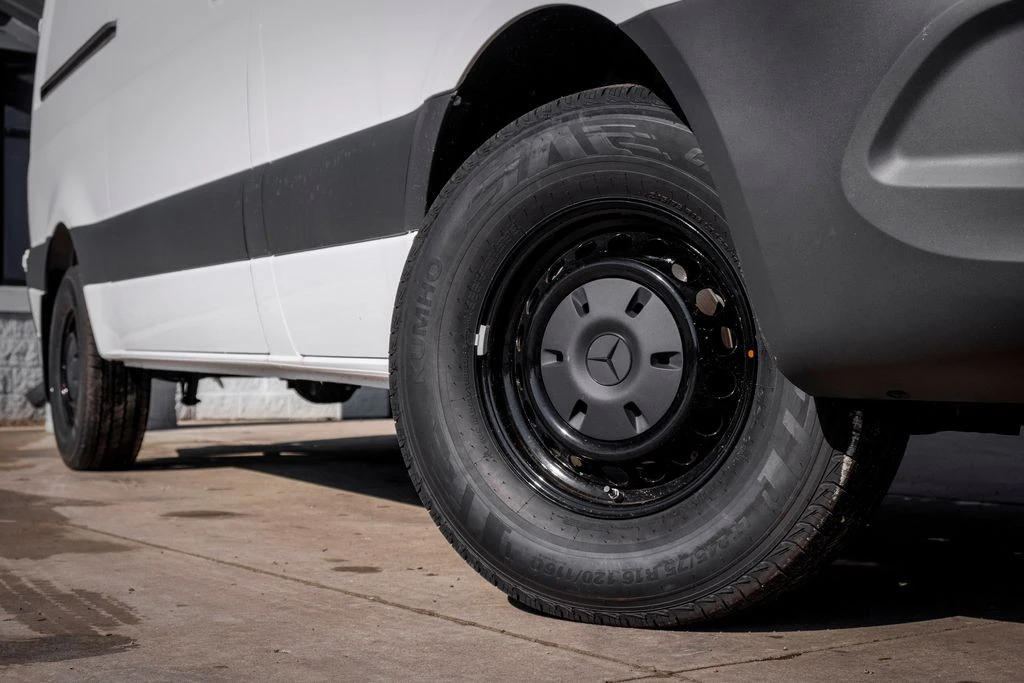 2025 Mercedes-Benz VS30 Sprinter - Image 7 of 21