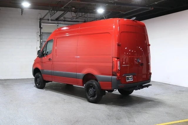 2025 Mercedes-Benz VS30 Sprinter - Image 2 of 12