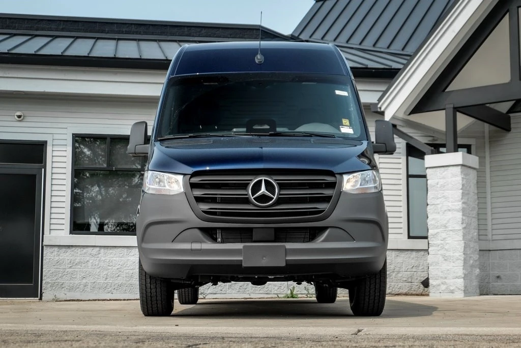 2025 Mercedes-Benz VS30 Sprinter - Image 5 of 12