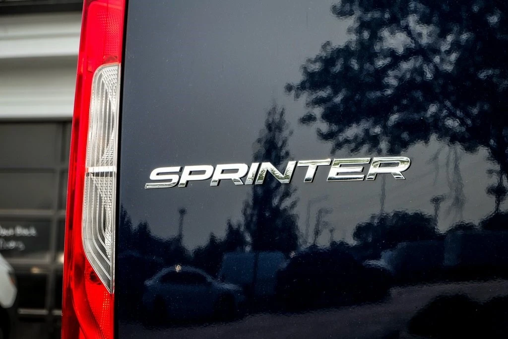 2025 Mercedes-Benz VS30 Sprinter - Image 9 of 12