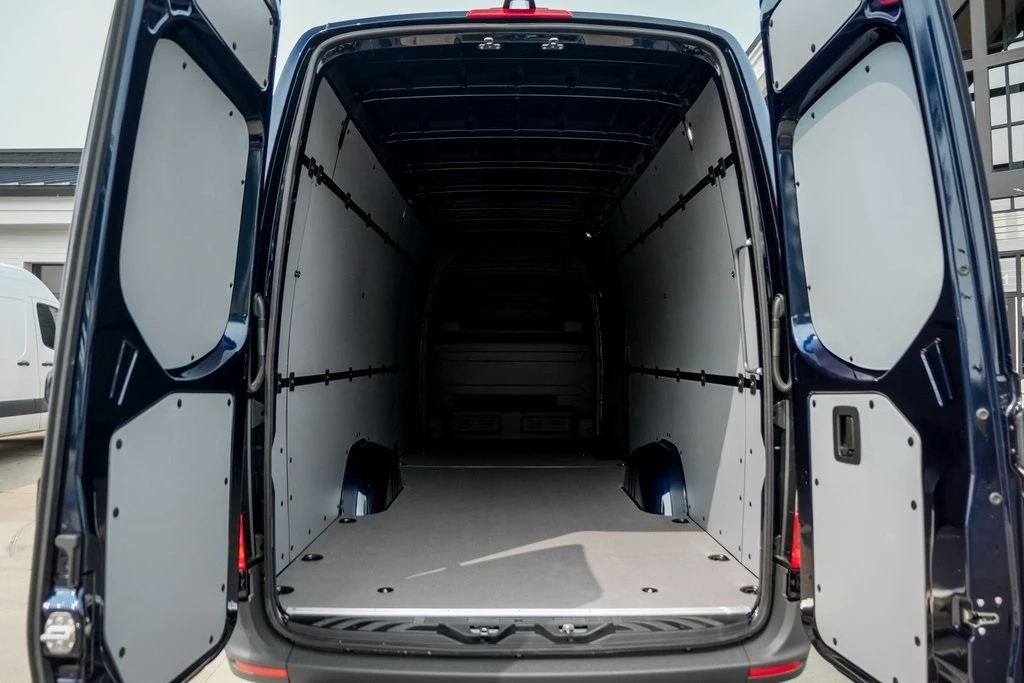 2025 Mercedes-Benz VS30 Sprinter - Image 11 of 12