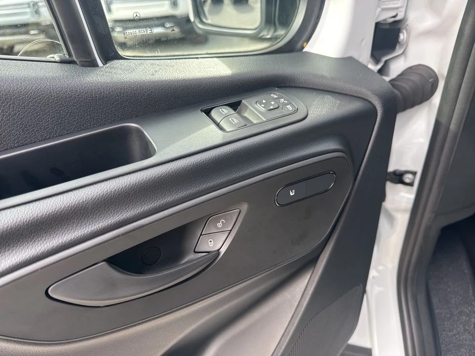 2025 Mercedes-Benz VS30 Sprinter - Image 21 of 21