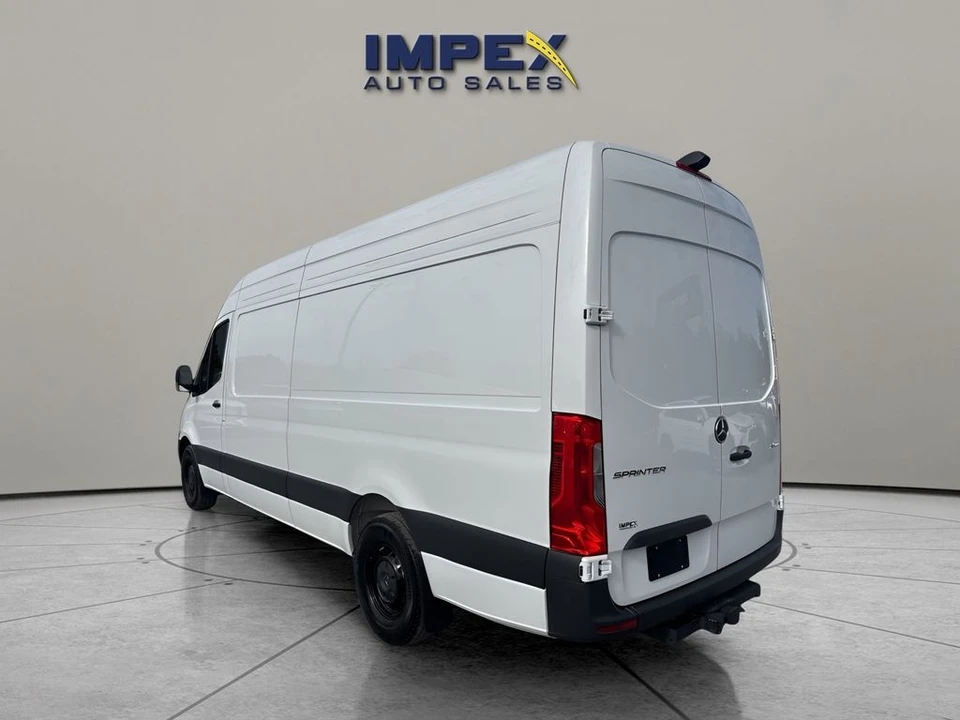 2025 Mercedes-Benz VS30 Sprinter - Image 3 of 12