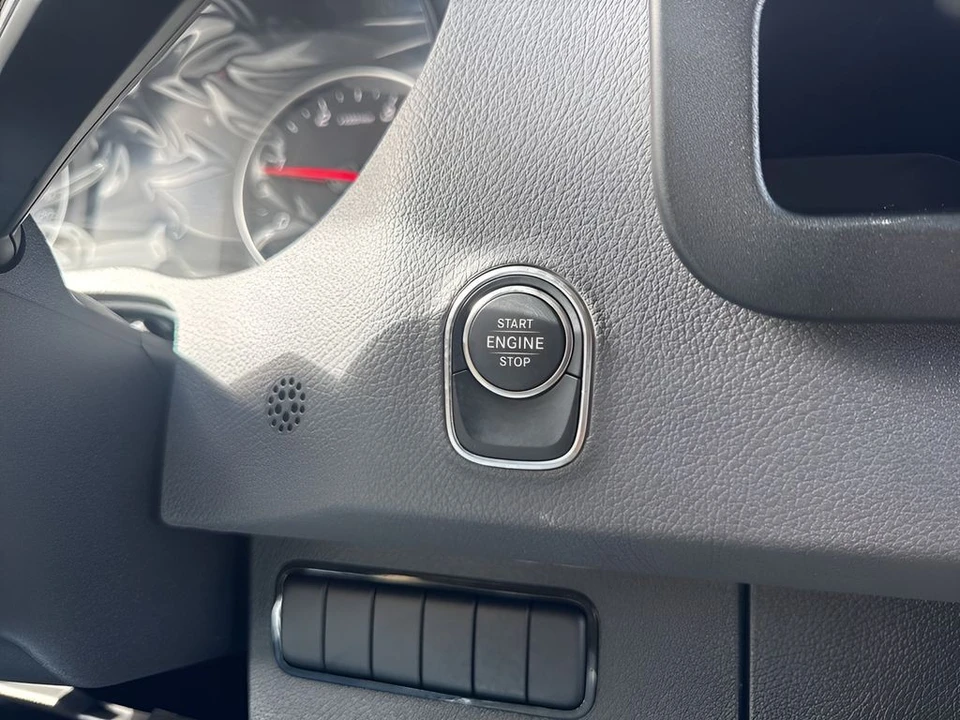2025 Mercedes-Benz VS30 Sprinter - Image 18 of 21