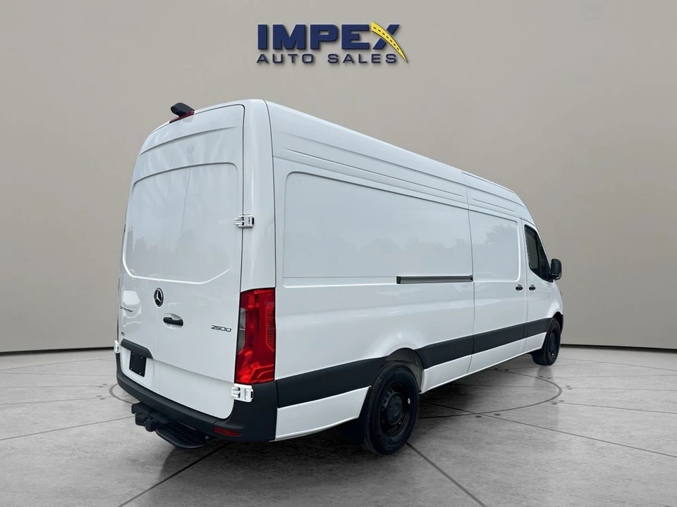 2025 Mercedes-Benz VS30 Sprinter - Image 5 of 21
