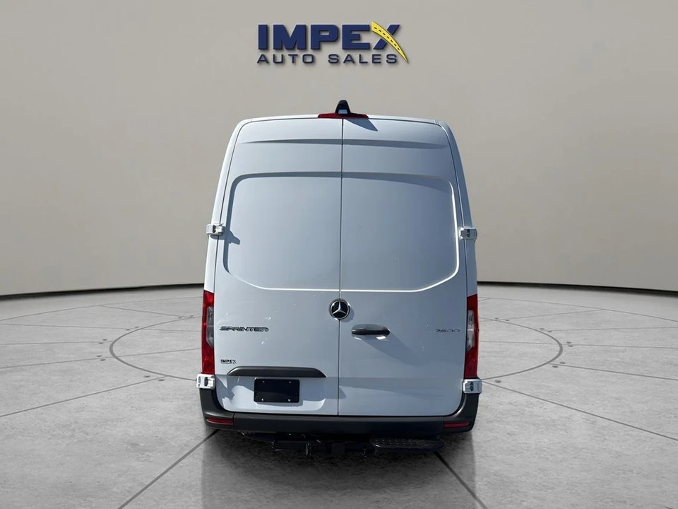 2025 Mercedes-Benz VS30 Sprinter - Image 4 of 12