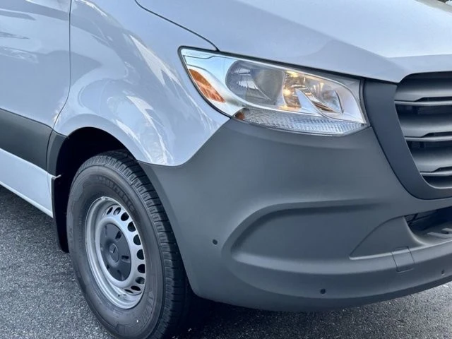 2025 Mercedes-Benz VS30 Sprinter - Image 4 of 12