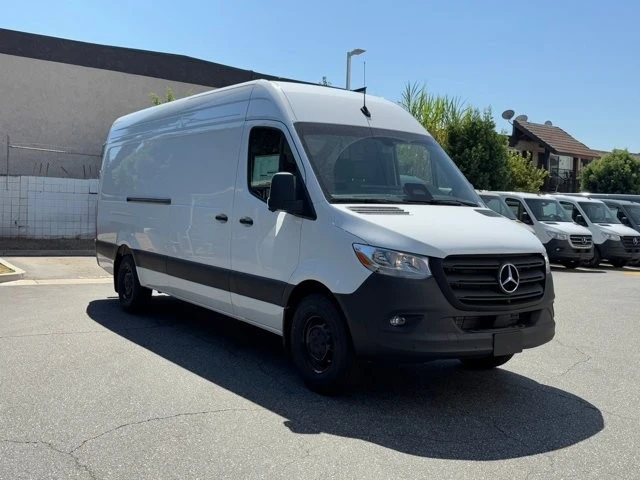 2025 Mercedes-Benz VS30 Sprinter - Image 2 of 12