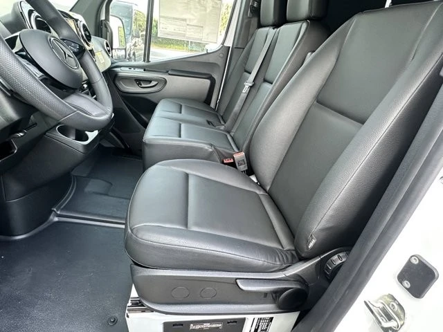 2025 Mercedes-Benz VS30 Sprinter - Image 12 of 12
