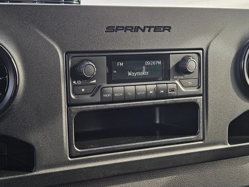 2025 Mercedes-Benz VS30 Sprinter - Image 16 of 21