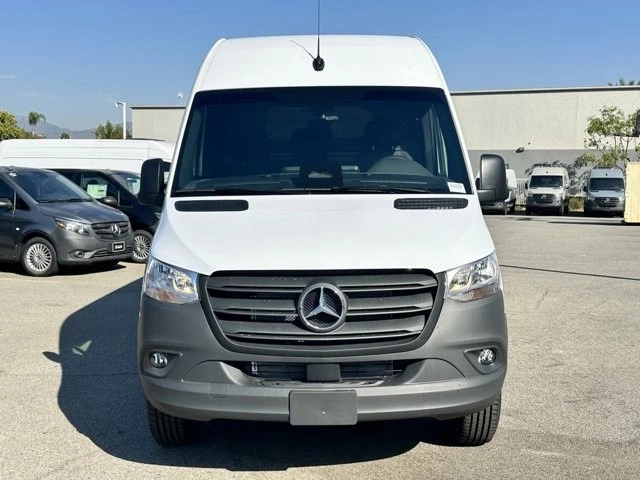 2025 Mercedes-Benz VS30 Sprinter - Image 6 of 12