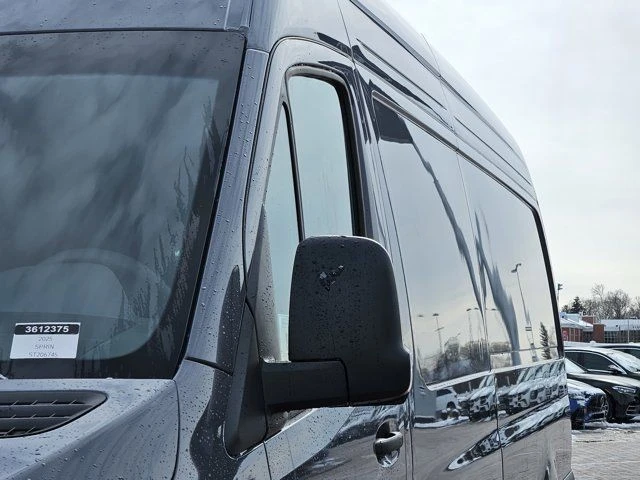 2025 Mercedes-Benz VS30 Sprinter - Image 7 of 12