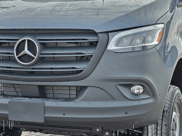 2025 Mercedes-Benz VS30 Sprinter - Image 6 of 12