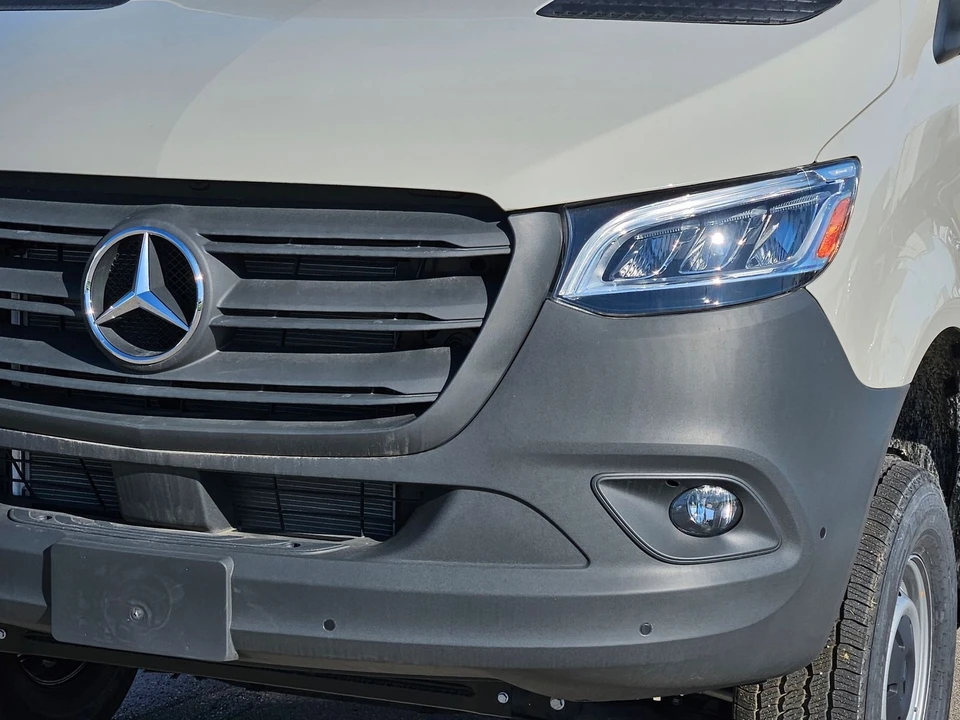 2025 Mercedes-Benz VS30 Sprinter - Image 7 of 12