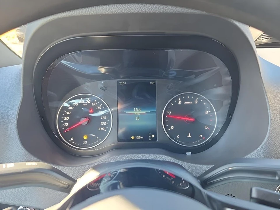 2025 Mercedes-Benz VS30 Sprinter - Image 17 of 21