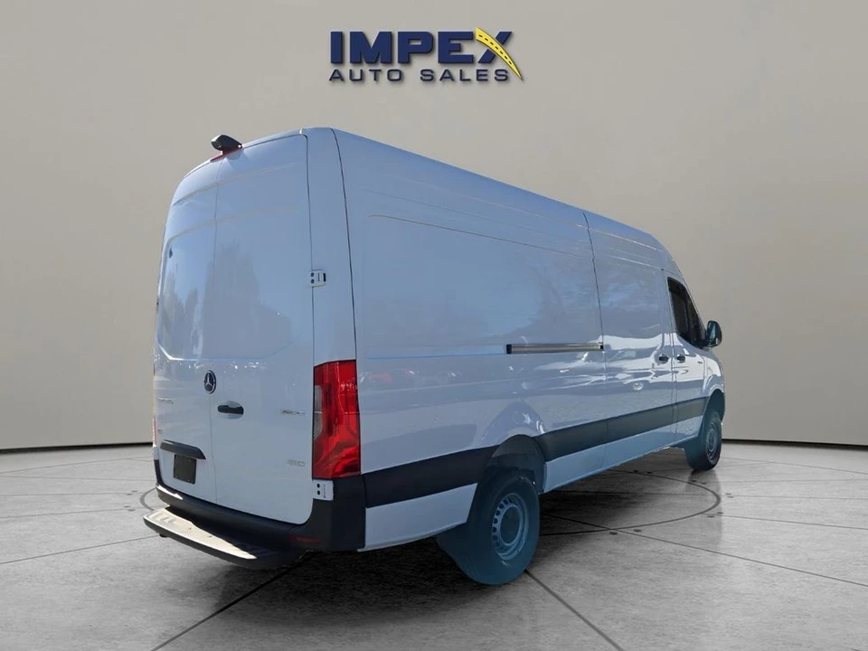 2025 Mercedes-Benz VS30 Sprinter - Image 5 of 12