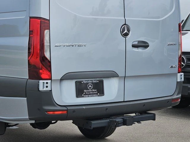 2025 Mercedes-Benz VS30 Sprinter - Image 9 of 12