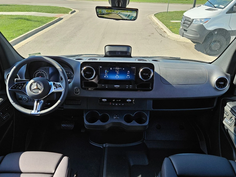 2025 Mercedes-Benz VS30 Sprinter - Image 12 of 12