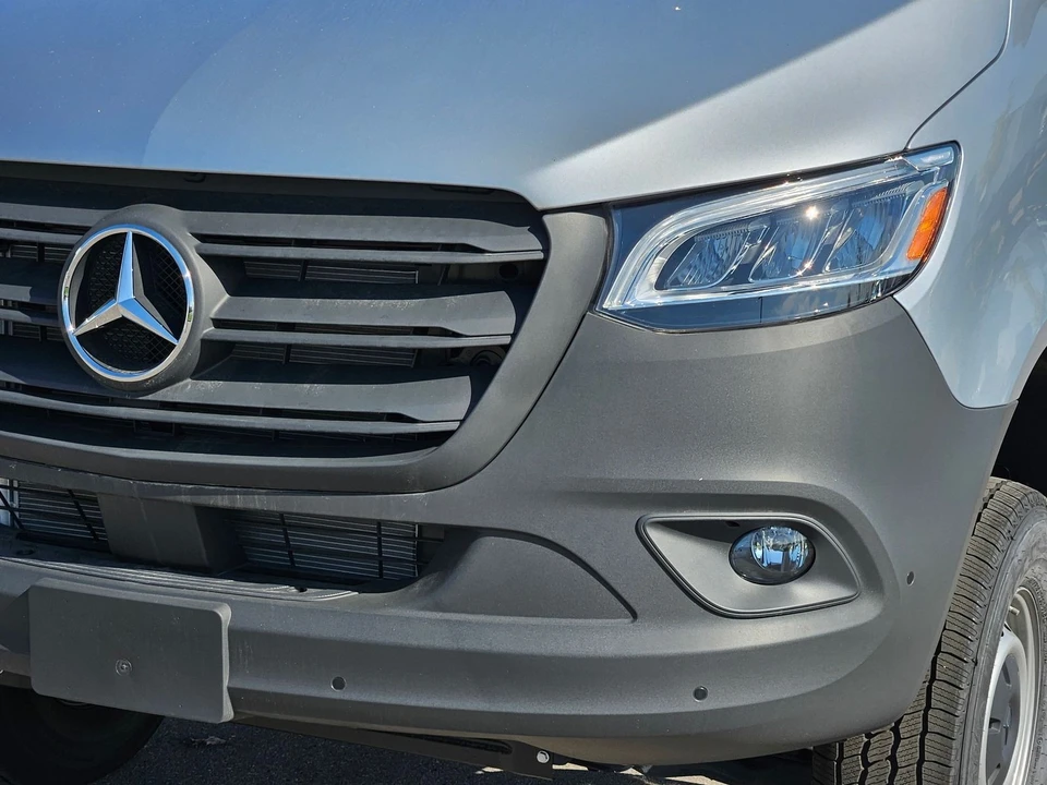 2025 Mercedes-Benz VS30 Sprinter - Image 7 of 12